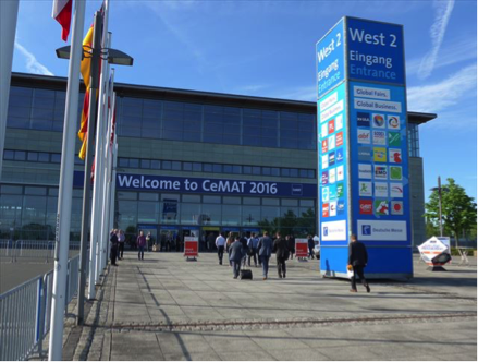 写真1：CeMAT2016会場ゲート